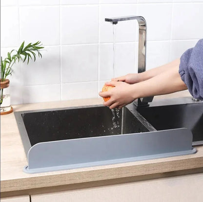Silicone Sink Splash Guard – Water Barrier for Kitchen & Bathroom