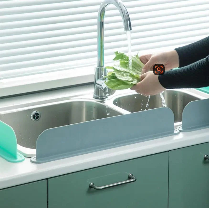 Silicone Sink Splash Guard – Water Barrier for Kitchen & Bathroom