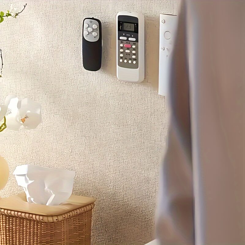 Magnetic Remote Holder