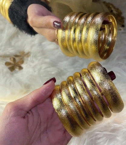 Royal Aura Textured Bangles Set